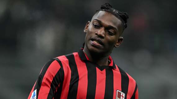 milan-in-ansia-per-leao:-e-uscito-per-infortunio-durante-il-match-col-verona