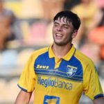 ambrosino-in-gol-con-il-frosinone:-l’azzurrino-inguaia-la-salernitana