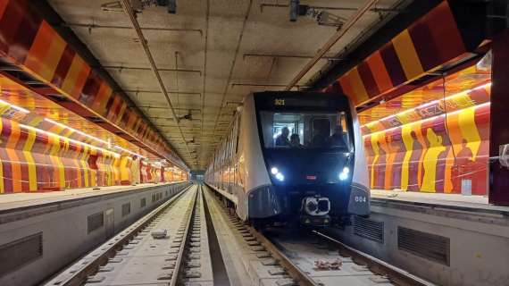 metropolitane,-funicolari-e-ascensori:-i-dettagli-degli-orari-anm-per-natale-e-capodanno