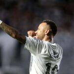 neymar-non-e-finito:-torna-al-santos-e-segna-il-primo-gol-dopo-un-digiuno-di-502-giorni