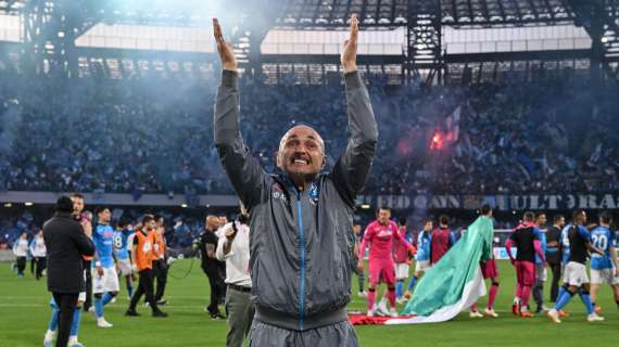 cimeli-di-maradona,-barca-a-tema-e-lo-sterzo-della-panda:-quanto-napoli-nella-tenuta-di-spalletti