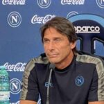 conte-in-conferenza:-“kvara-non-sostituito,-ma-guardo-a-chi-ho!-mercato?-aspettiamo,-ma-abbiamo-parametri.-roma-forte-ed-in-casa-7-di-fila…”